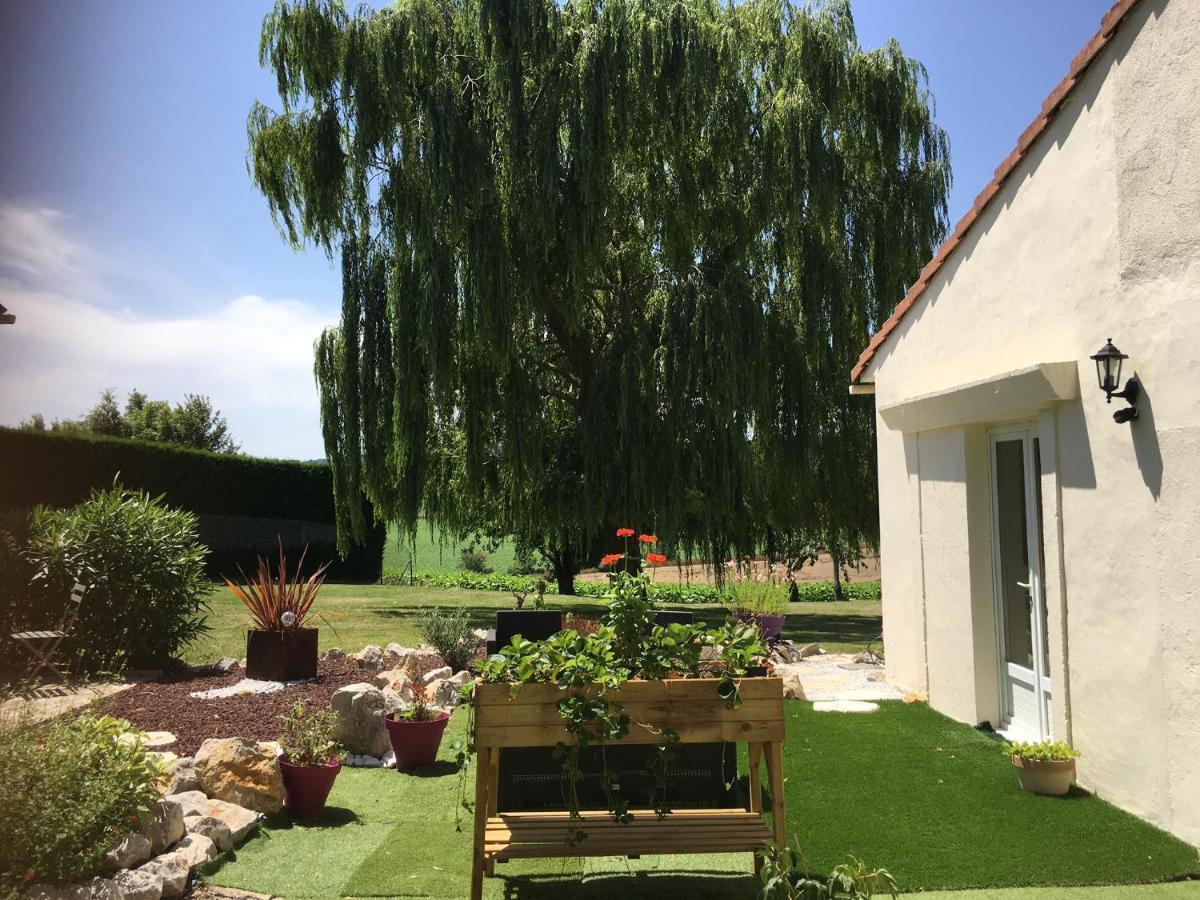 Domaine De La Vigne Bed & Breakfast Cadalen Luaran gambar