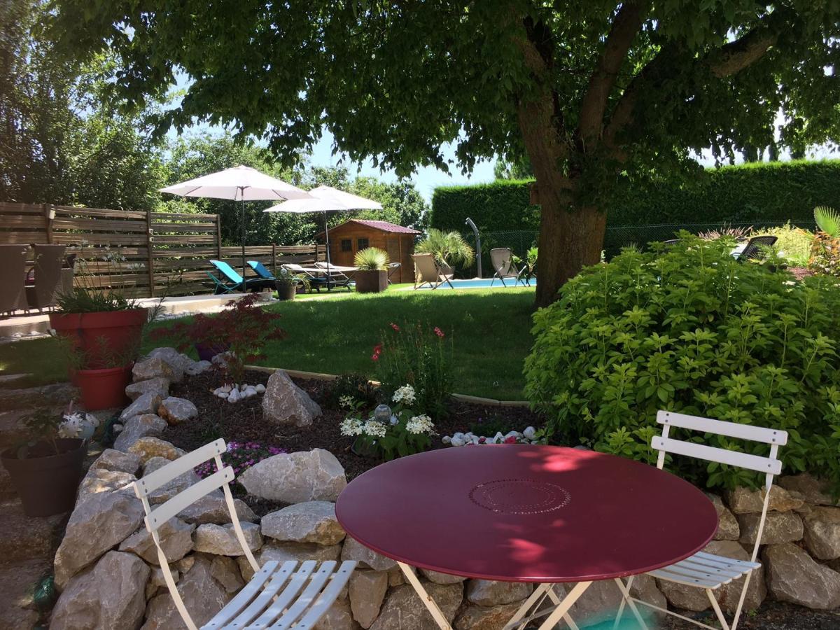 Domaine De La Vigne Bed & Breakfast Cadalen Luaran gambar