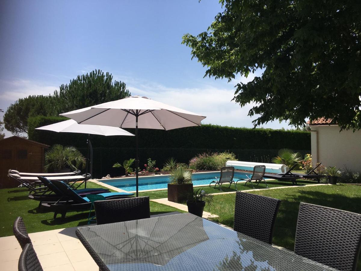 Domaine De La Vigne Bed & Breakfast Cadalen Luaran gambar