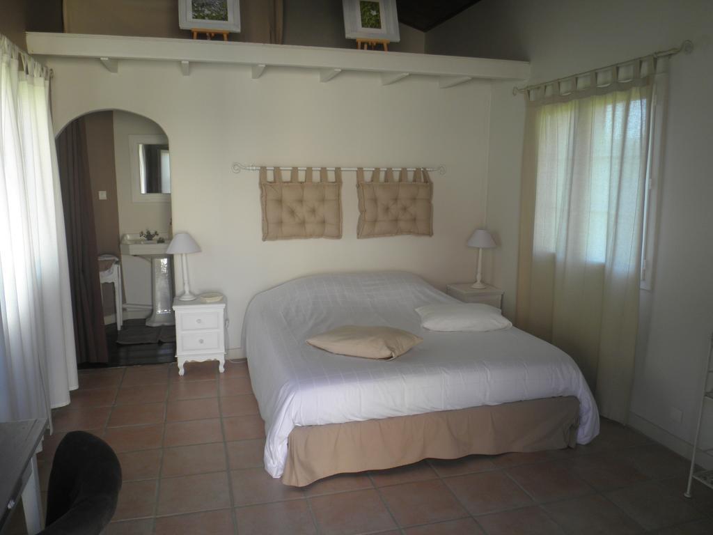 Domaine De La Vigne Bed & Breakfast Cadalen Luaran gambar