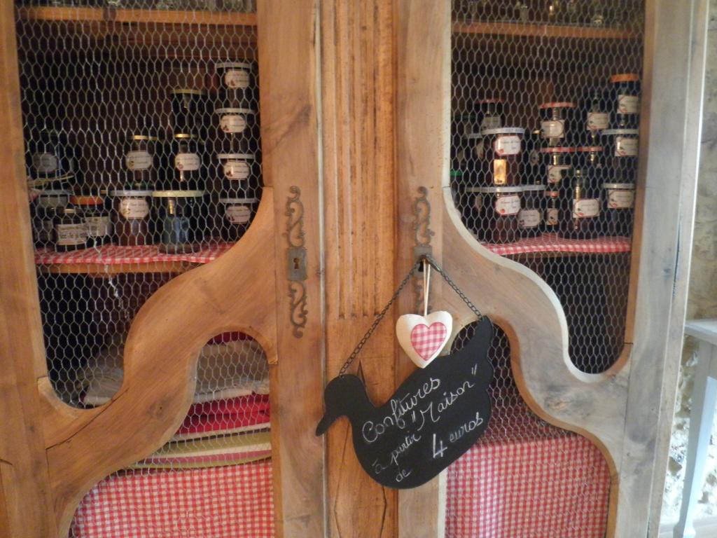 Domaine De La Vigne Bed & Breakfast Cadalen Luaran gambar